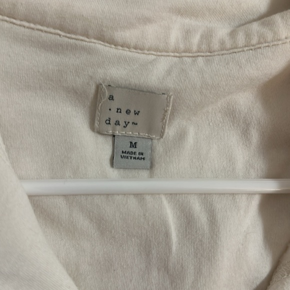 White zip up sweater - Picture 3 of 3